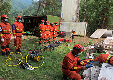 澳门博彩官网消防助力某森林消防“红色使命·2021”综合救援活动!